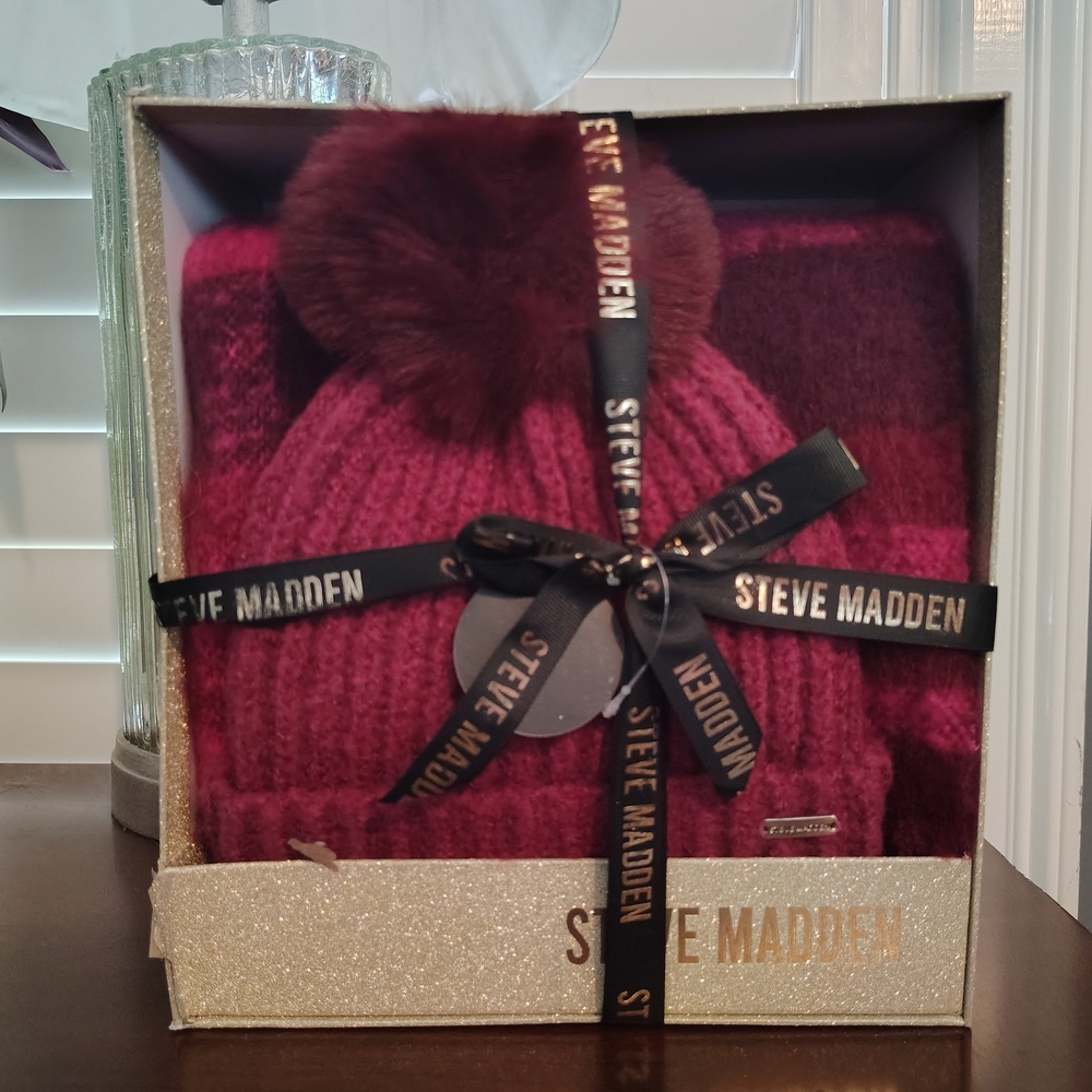 Steve Madden Deep Burgundy Pom Knit Beanie Set With Scarf